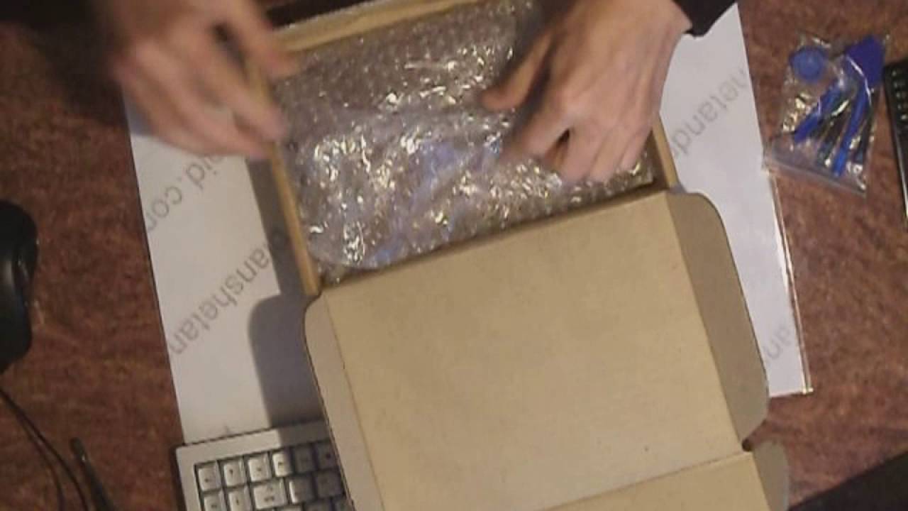 Как заменить батарею на планшете - YouTube