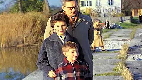 Interview with psychologist Alice Miller's son, Ma...