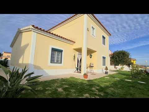 Venda - Moradia T4 em Olho Marinho - Óbidos