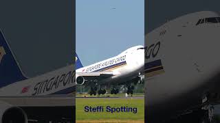 #shorts Boing B747 Singapore Airlines touch down Amazing #aviation #schiphol
