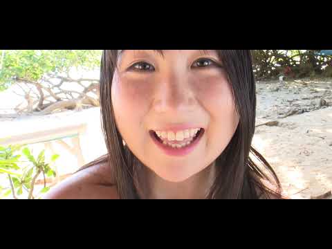 Rui Kiriyama 桐山瑠衣 ゆれつづける - Japanese Gravure Bikini Idol