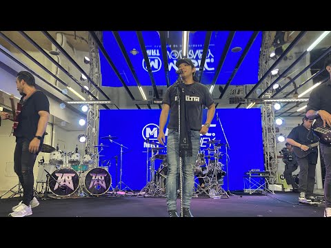 งานเต้นรำในคืนพระจันทร์เต็มดวง cocktail live music journey