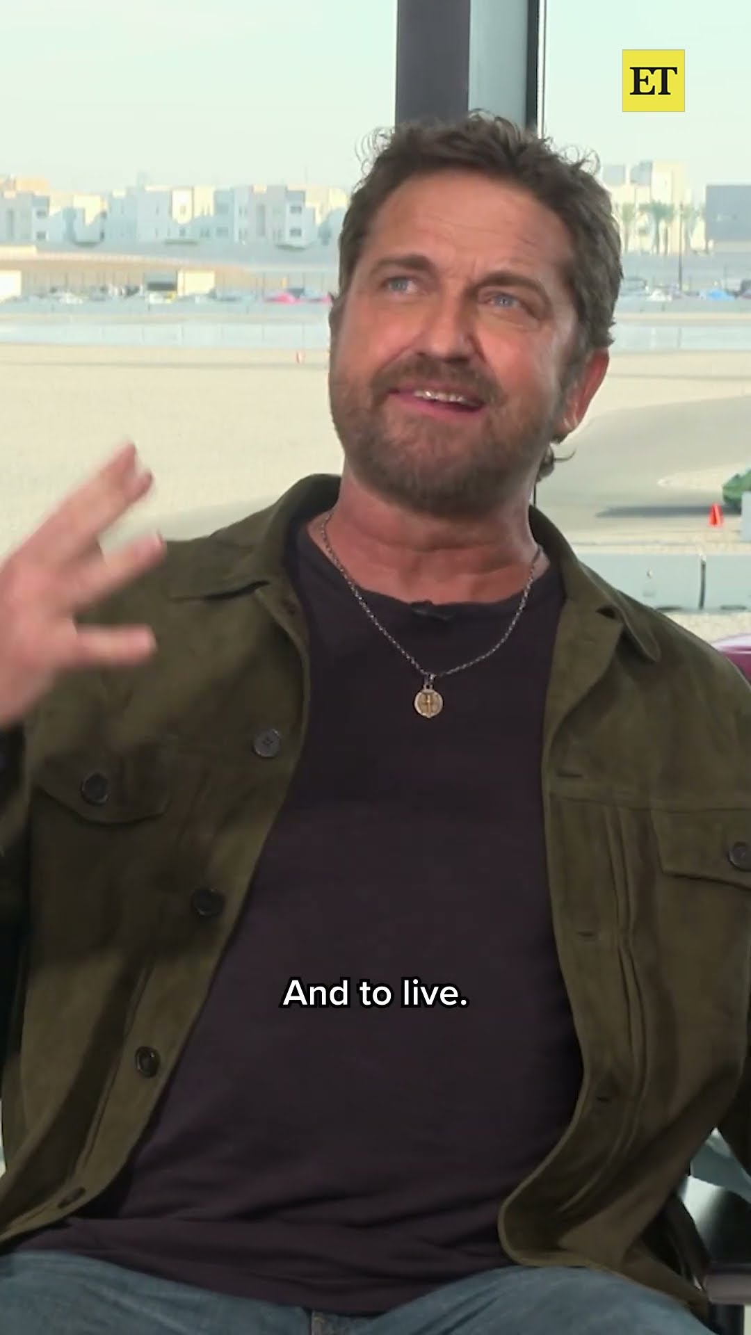 Gerard Butler Teases ‘How to Train Your Dragon’ Live Action Version #howtotrainyourdragon #shorts