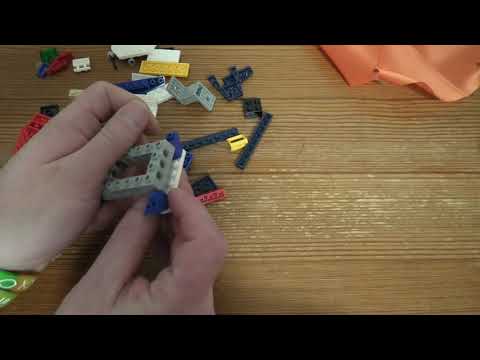 LEGO City Police Parachute Arrest 60208. 