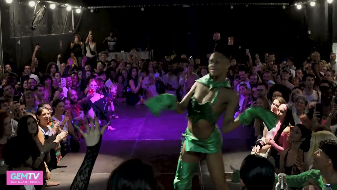 BQ VOGUE FEMME @ THE BLOOMING GUCCI BALL