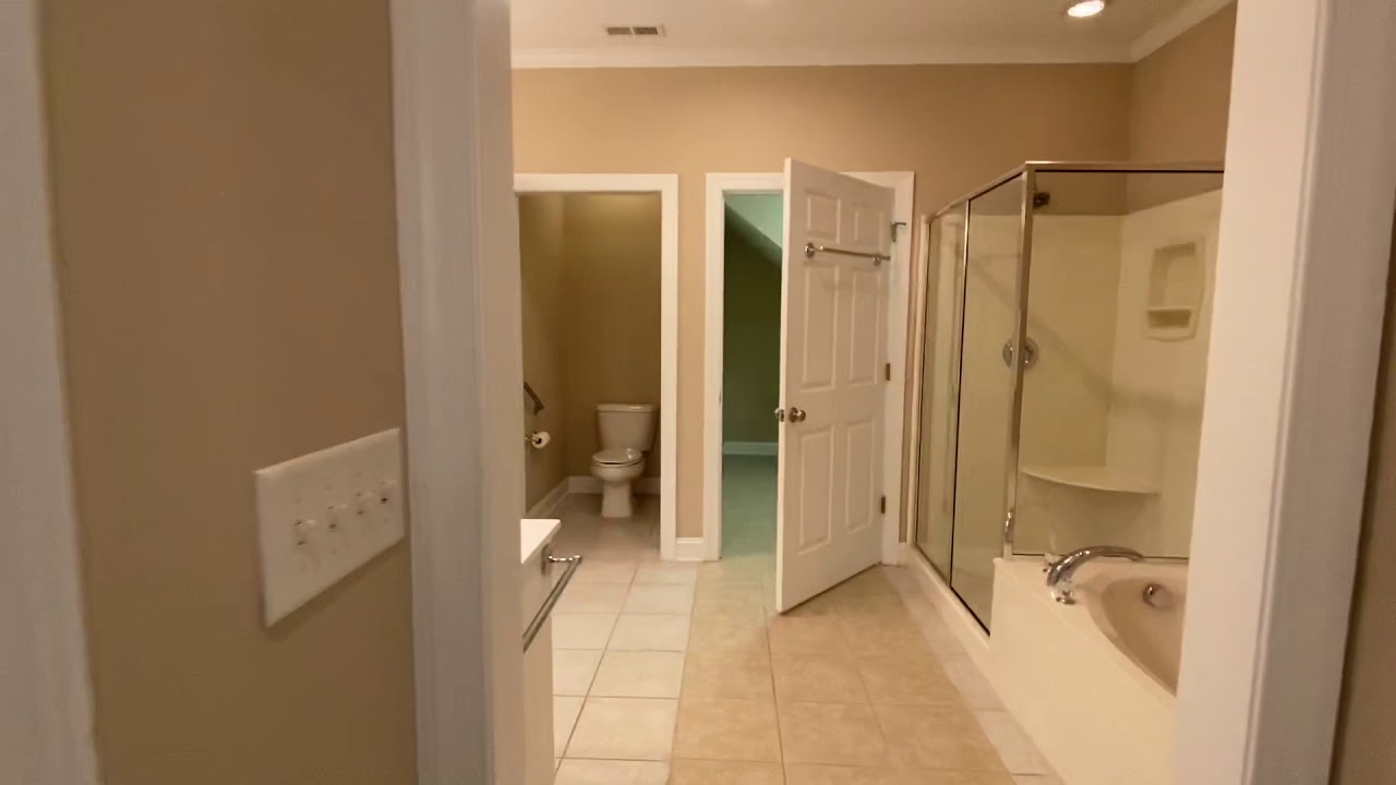 230 Lake Park Circle Smithfield NC 27577 Executive Town Home South Smithfield ; Holt Lake