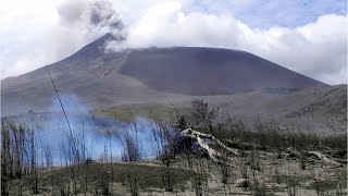 Tsunami Hits Indonesian Islands of Java and Sumatra