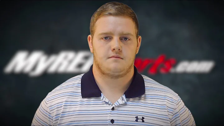 Sophomore Offensive linemen / Right Tackle Joseph ...