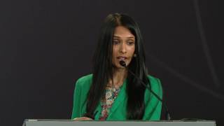 Preethi Kasireddy - MobX vs Redux: Comparing the Opposing Paradigms - React Conf 2017