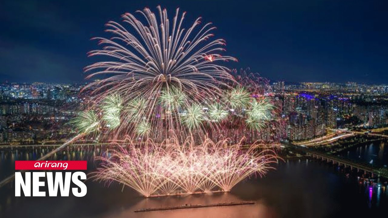 2023 Seoul International Fireworks Festival lights up the autumn sky