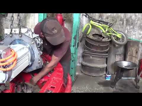 Conversión vehículo eléctrico, Garagoa Boyaca - YouTube