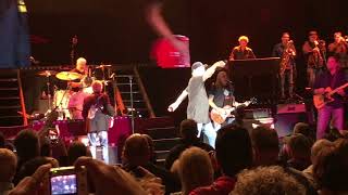 "ramblin' gamblin' man" - http://www.bobseger.com video: mr
chairman/musicucansee.com l i v e @ dte energy music theater ramblin'
man is a song writ...