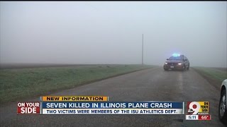 Seven killed in plane crash in Illinois