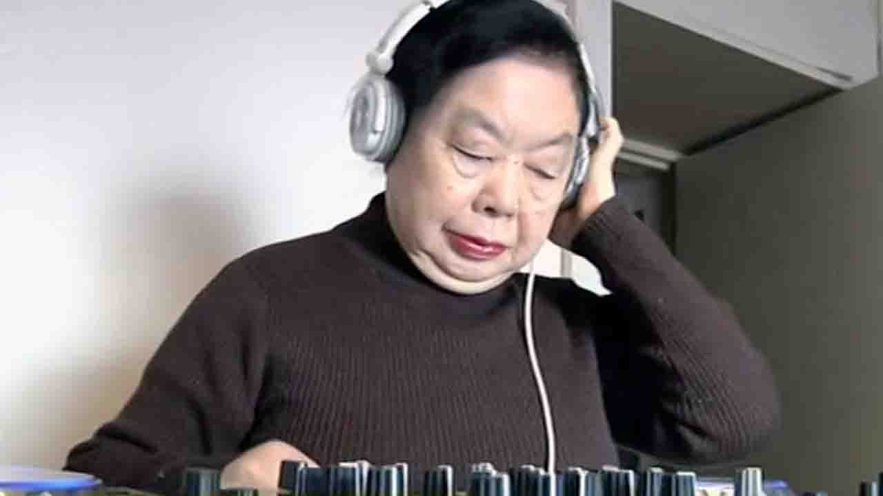 Japanese Granny Pon 66