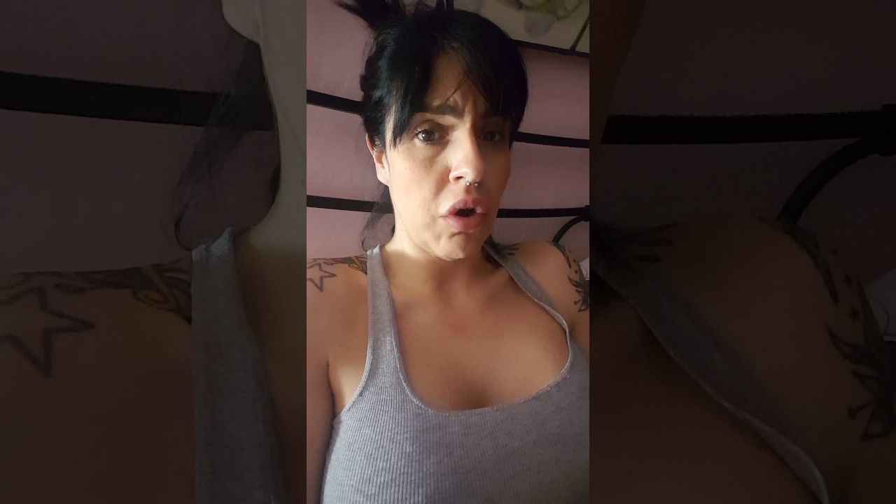 Manola Tenti e i suoi pensieri - YouTube