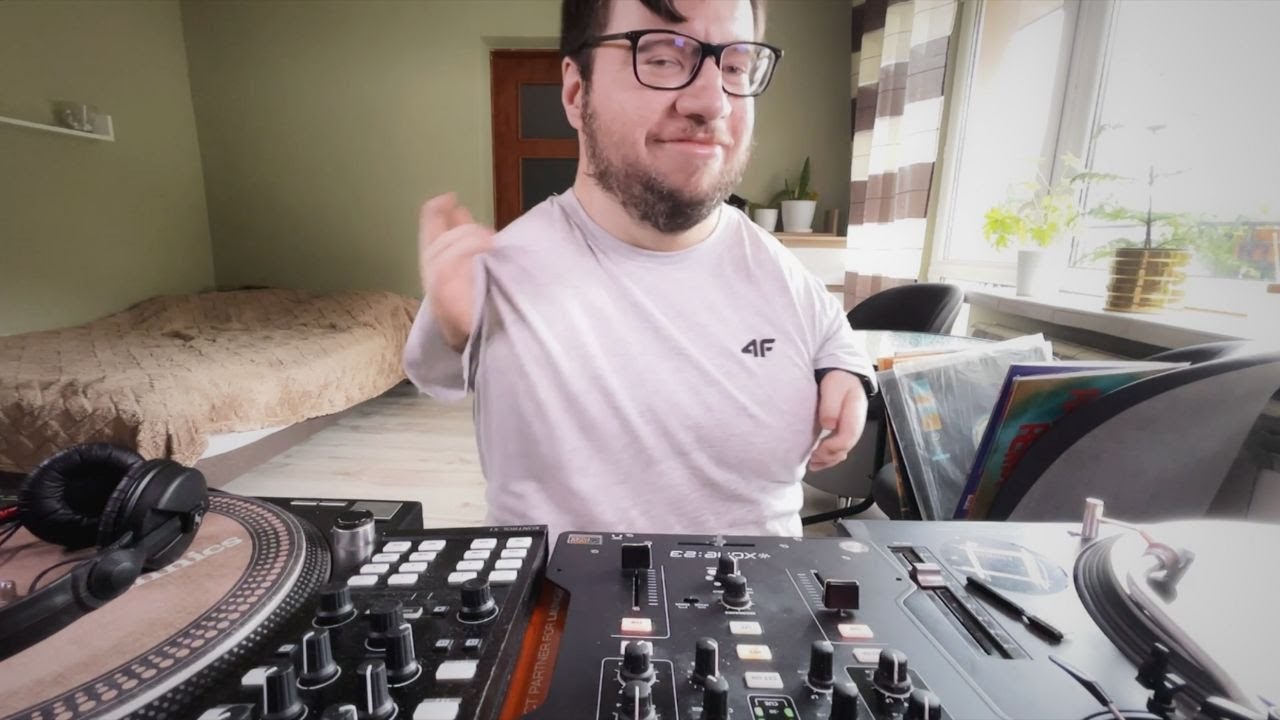 Pure Vinyl Set 23 (Deep House, Deep/Tech, House) - YouTube