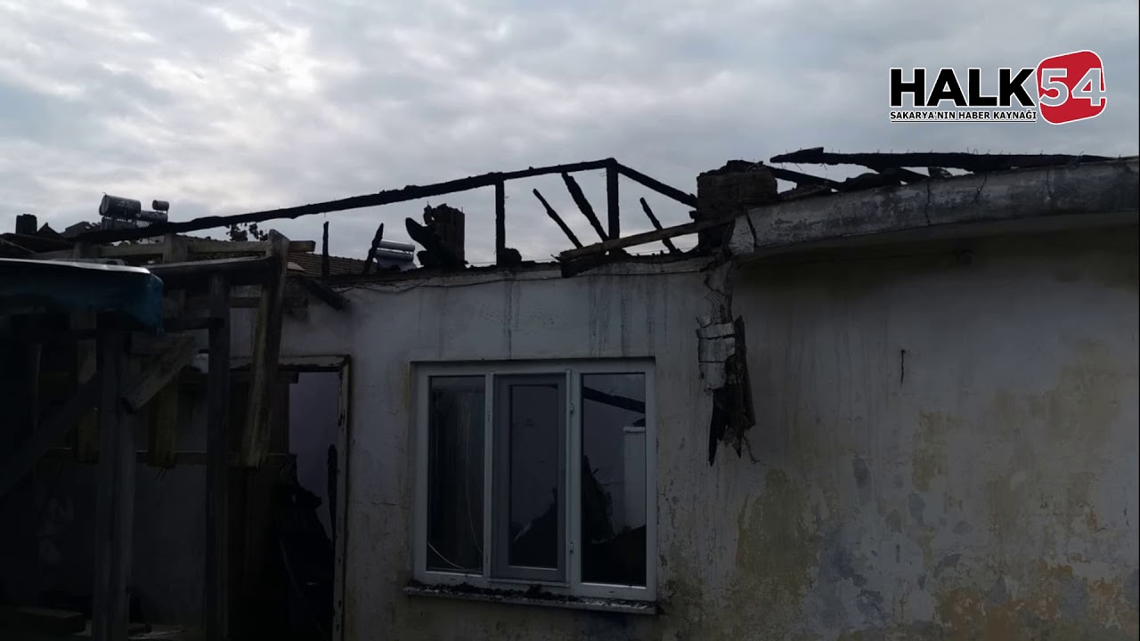 SAKARYA�DA ÇIKAN YANGINDA EV KÜLE DÖNDÜ! YouTube