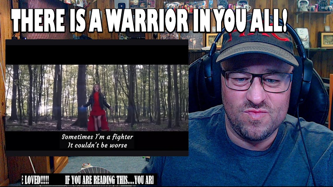 Emma Kok - Strijder - Official Video (English subtitles) REACTION!