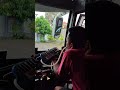 Ikutan bermain Pianika saja.. Ada yang tau judul lagunya? #davmusicalairhorn #busmania