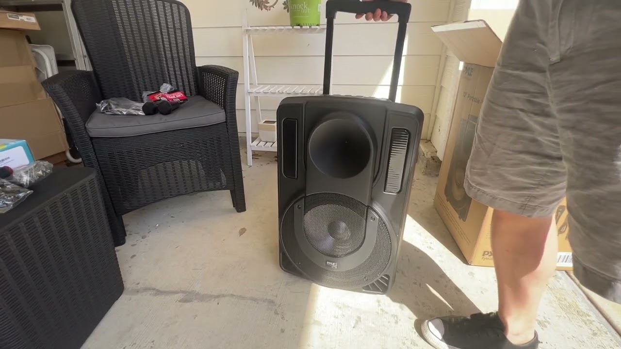 Unboxing Pyle 12’’ Portable PA Speaker System - Wireless BT Streaming PA & Karaoke Party PHPWA12TB