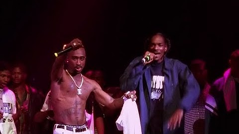 2Pac - 2 Of Amerikaz Most Wanted (Live in L.A) HD
