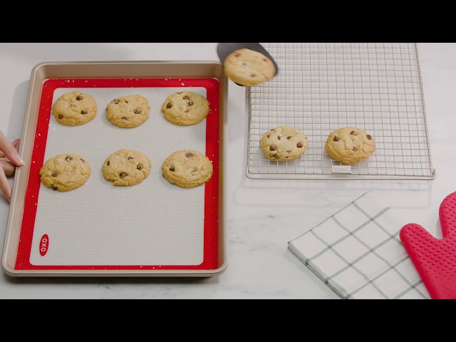 Cookie Baking Pans and Liners Experiment