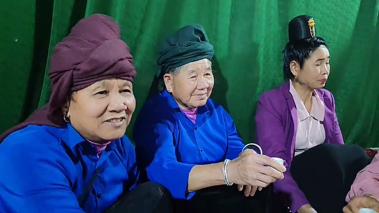 Lèo lói đi chúc tết ông bà tập  bản nghịu ten ❤❤