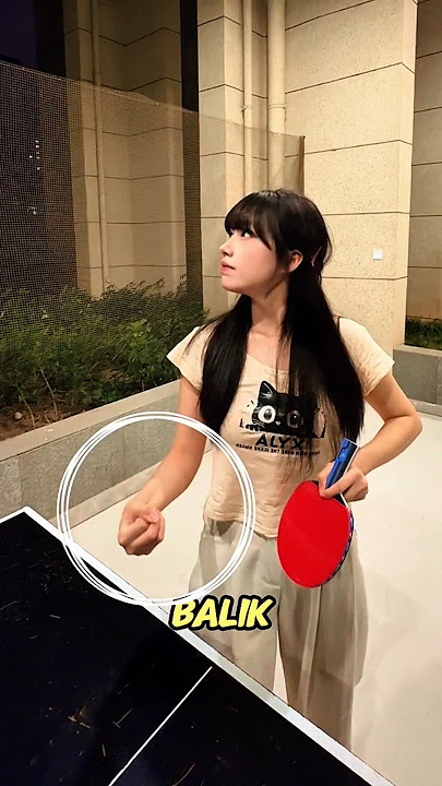 ketika wanita melakukan service dalam permainan tenis meja #shorts #moments #viralshort #sport