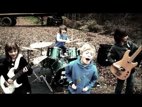 Find The Time Music Video - The Mini Band aged 8 to 10, praised by Metallica and Dream Theater