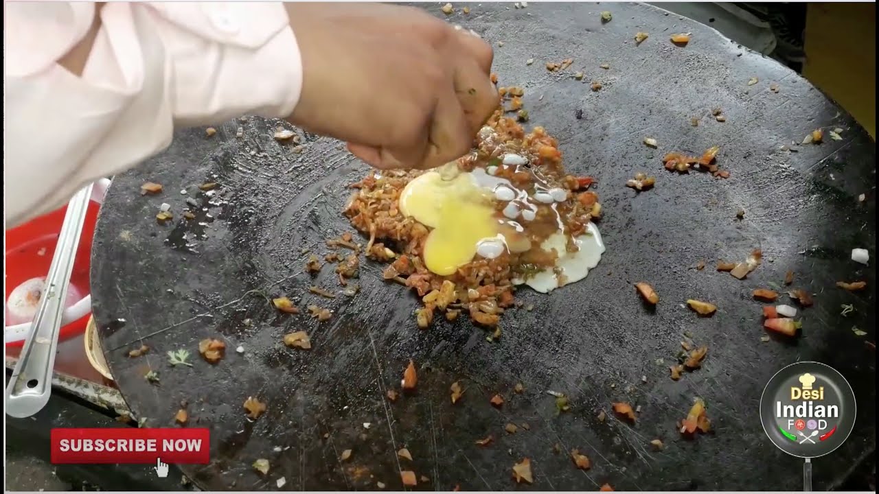 SCRAMBLED EGG | Egg Bhurji Pav Mumbai Street Food India | Desi Indian Food