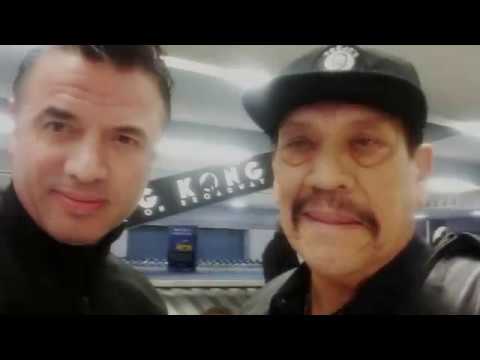 Marko Caka: Një histori si në filma... Emigroi ilegalisht,birësimi ...