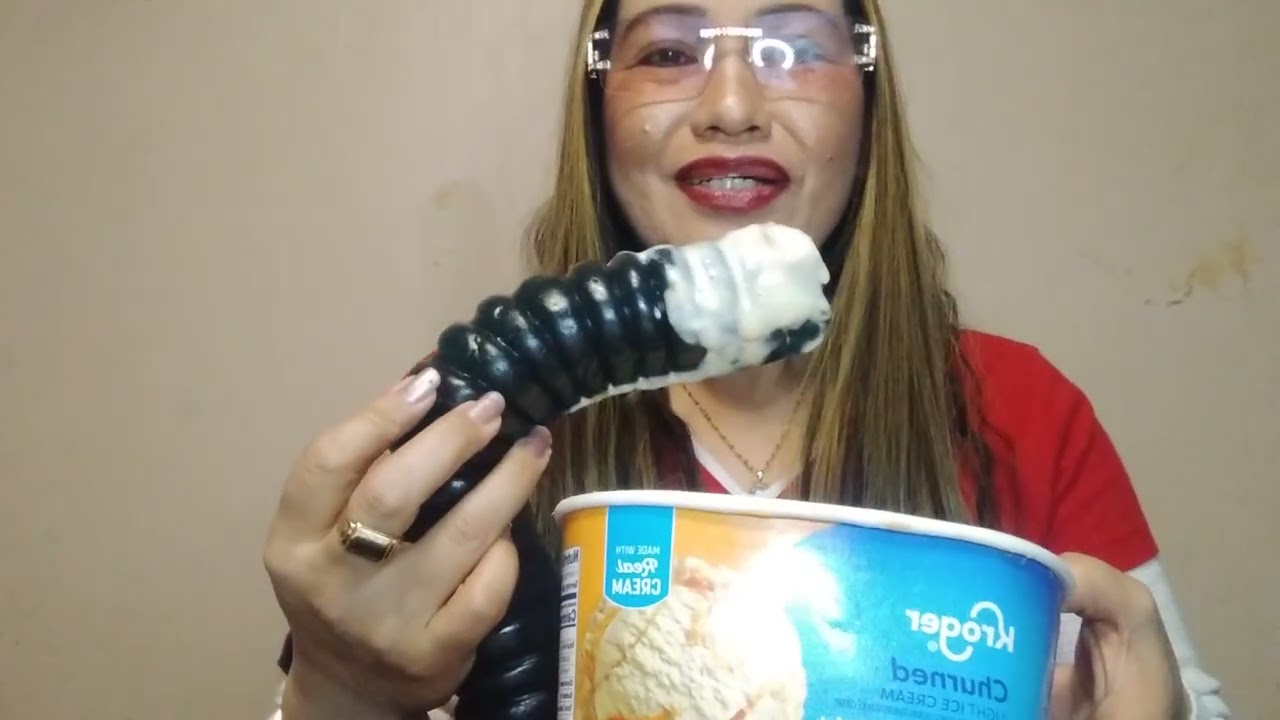 Едим карамельное мороженое с помощью мармеладных червячков; Жизнь в Америке