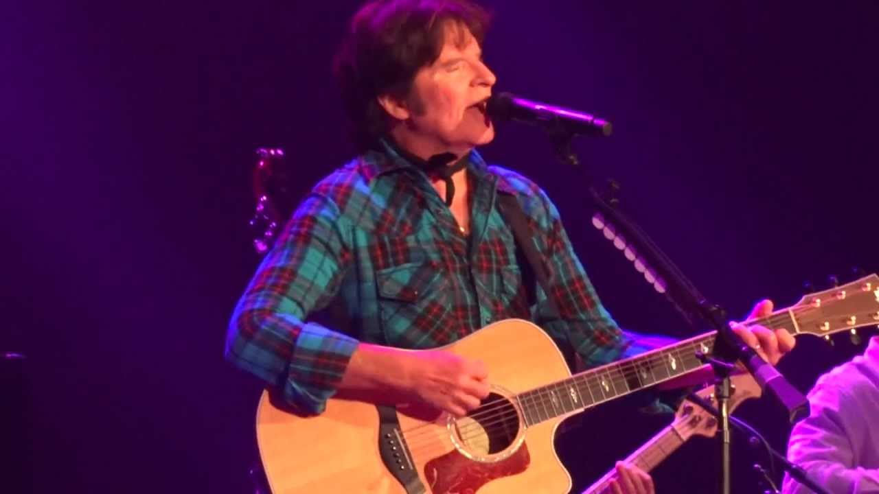 John Fogerty - Who'll Stop the Rain live in Amsterdam - YouTube