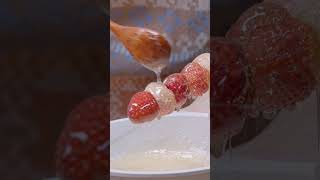Skewered Sugar-coated Strawberries|香甜的草莓冰糖葫芦，在手中转出晶莹剔透的冰糖拉丝，仿佛是一朵朵鲜艳的草莓花~#草莓 #strawberry #food #滇西小哥