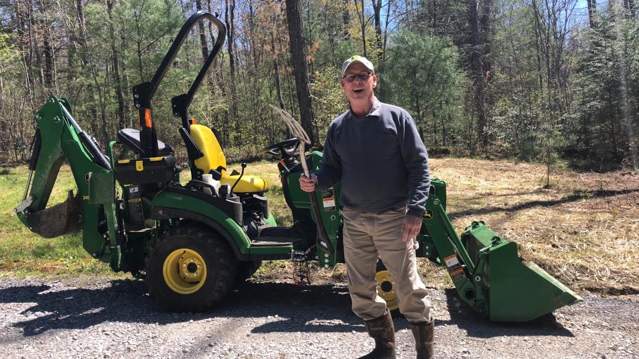John Deere 1025r Digging for Gold YouTube
