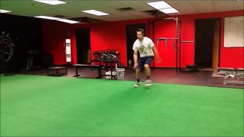 Lateral Hop and Pause