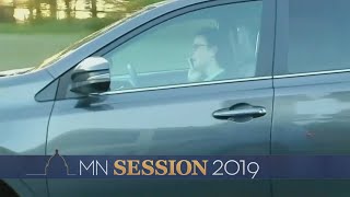 Minnesota Senate OKs Hands-Free Driving Bill