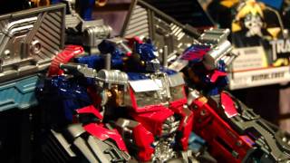 Seibertron.com Toy Fair 2011 Transformers 3 DotM Ultimate Optimus Prime