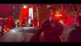 Pasukan pendudukan dan kru penyelamat dikerahkan untuk mengangkut korban akibat serangan Iran