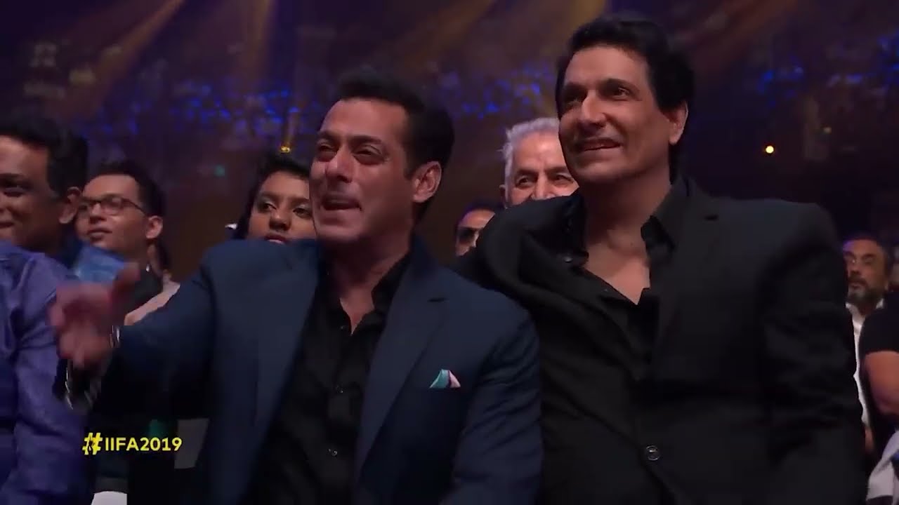 A Show-Stopping Performane by Katrina Kaif at IIFA Awards