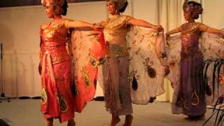 20081212Tari-merak02