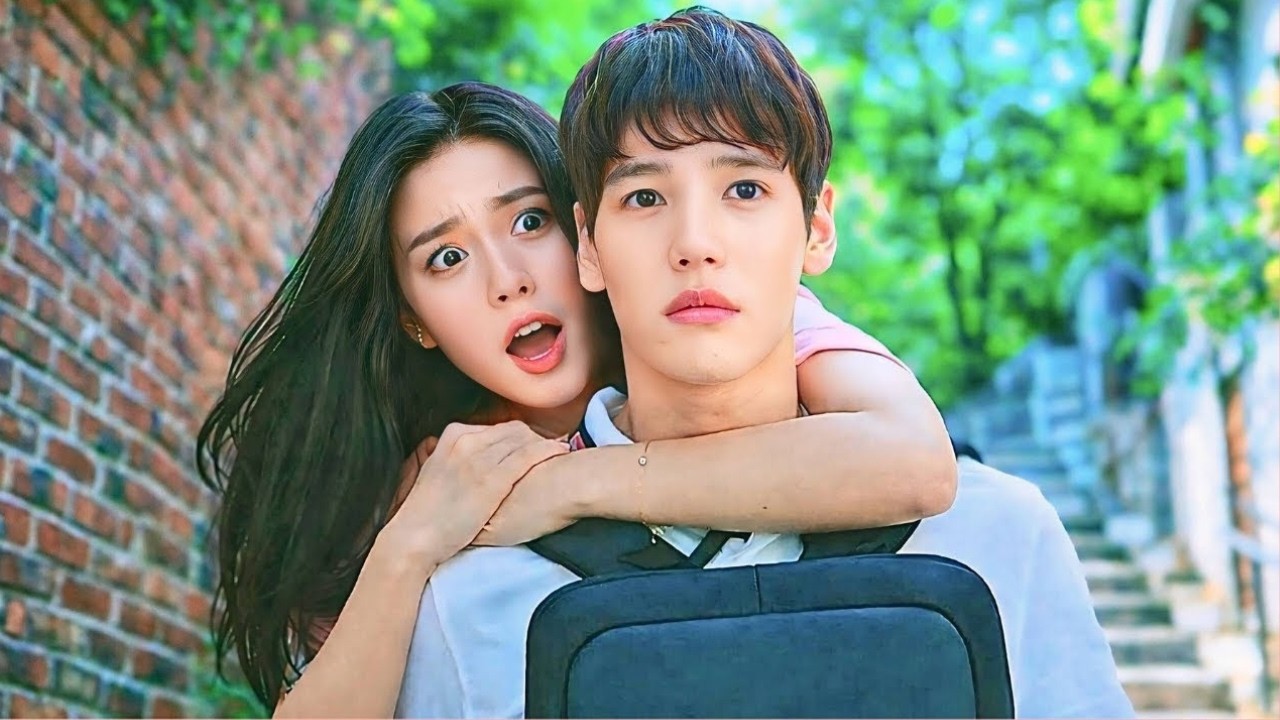 وقع شاب وسيم يعمل مهندسًا في حب فتاة معاقة بعد أن تعثرت به