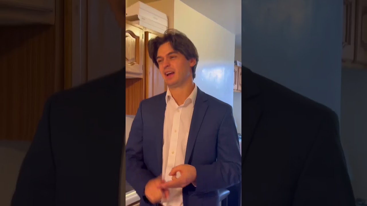 Real estate agent in MCU New York City 