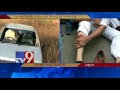 Cong., TRS workers clash in Nalgonda; Komatreddy Venkatreddy held