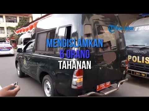 Ditahanan Polda, Habib Bahar bin Smith Berhasil Mengislamkan Orang Tahanan Ditahanan Polda, Habib Bahar bin Smith Berhasil Mengislamkan Orang Tahanan