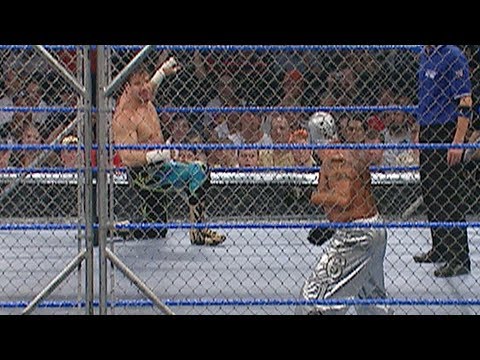 Eddie Guerrero vs. Rey Mysterio - Steel Cage Match: SmackDown, Sept. 9, 2005 (WWE Network Exclusive)