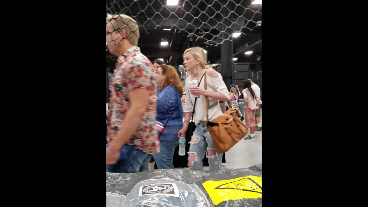 Beth Green (Emily Kinney) spotting at Walker Stalker Con NJ 2016
