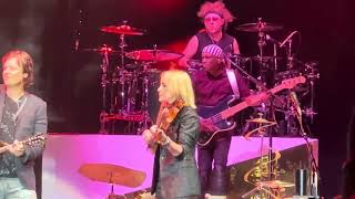 The Chicks - White Trash Wedding - Manchester AO Arena - 04/07/23