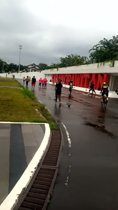 lari pagi ketemu cewek demplon