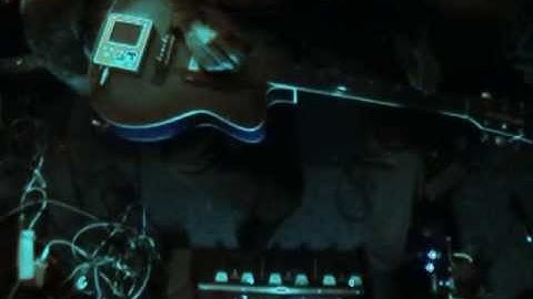 Dan TiVA - mindstroller (livelooping with boss rc-300 and korg kaossilator)